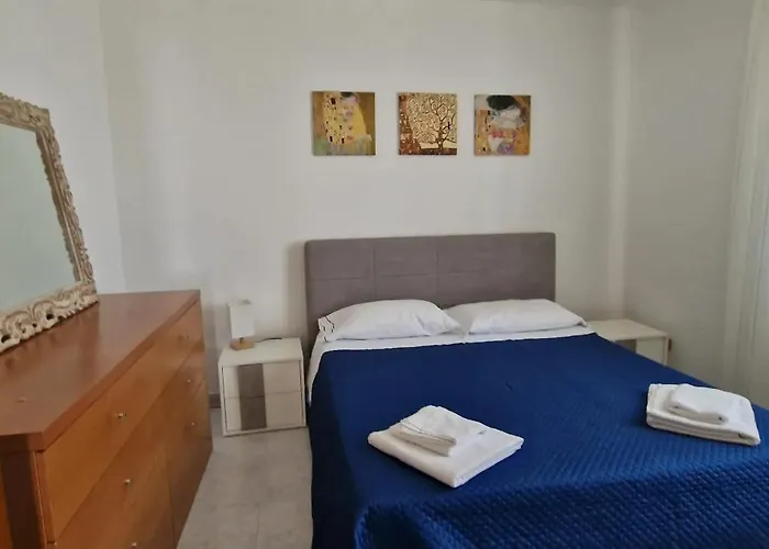 Spacious In - 100 Sqm - Parking Included