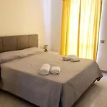 Spacious In - 100 Sqm - Parking Included * Amalfi