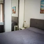 Spacious In - 100 Sqm - Parking Included Apartment