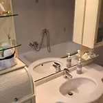 Spacious In - 100 Sqm - Parking Included Apartment *
