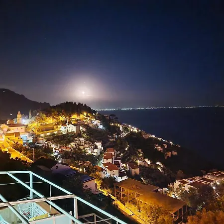 Spacious In - 100 Sqm - Parking Included Appartement *