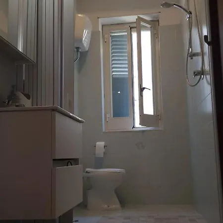 Spacious In - 100 Sqm - Parking Included Apartment Amalfi