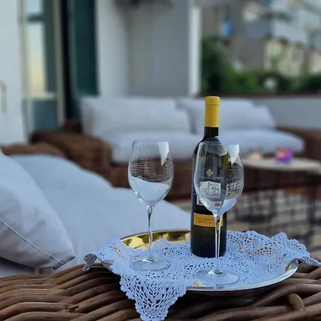 Spacious In - 100 Sqm - Parking Included Amalfi