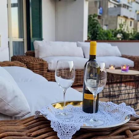 Spacious In - 100 Sqm - Parking Included * Amalfi
