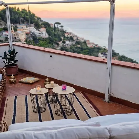 Spacious In - 100 Sqm - Parking Included Lejlighed Amalfi
