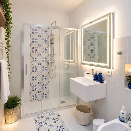 Spacious In - 100 Sqm - Parking Included * Amalfi