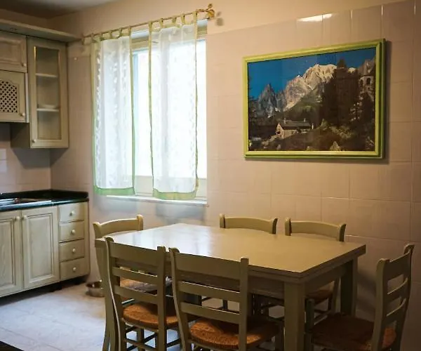 Spacious In - 100 Sqm - Parking Included *