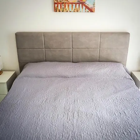 Spacious In - 100 Sqm - Parking Included * Amalfi