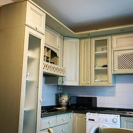 Spacious In - 100 Sqm - Parking Included *